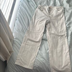 Levi's Women's Ankle & Cropped Jeans - White